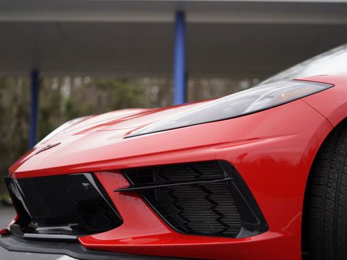 Used 2025 Chevrolet Corvette 2LT image 34