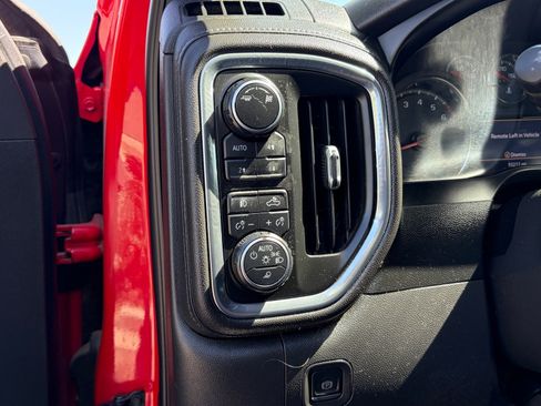 Used 2019 Chevrolet Silverado 1500 LT Trail Boss AWD/4WD image 9