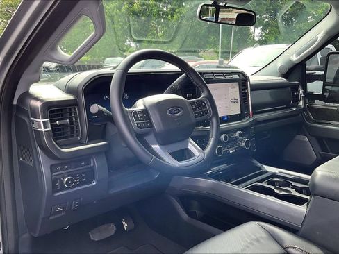 Used 2024 Ford F350 Lariat AWD/4WD image 15