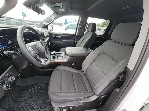 New 2025 Chevrolet Silverado 1500 RST w/ Z71 Off-Road Package AWD/4WD image 16