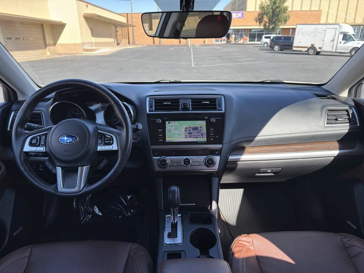 Used 2017 Subaru Outback 3.6R Touring w/ Popular Package #5A AWD/4WD image 16