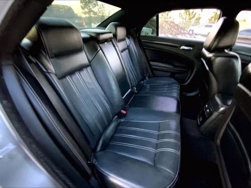 Used 2015 Chrysler 300 S image 18