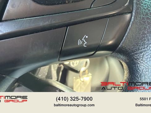Used 2017 Toyota Camry LE FWD image 40