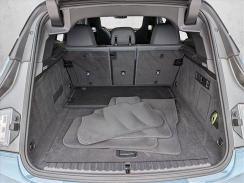 Used 2023 BMW iX xDrive50 w/ Premium Package image 6