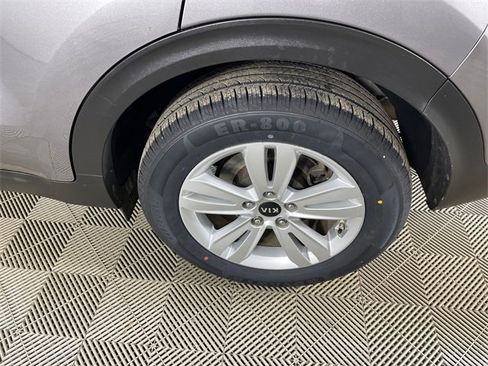 Used 2018 Kia Sportage LX image 20