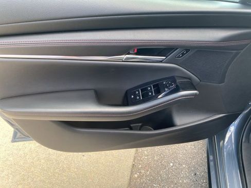Used 2024 MAZDA MAZDA3 s image 13