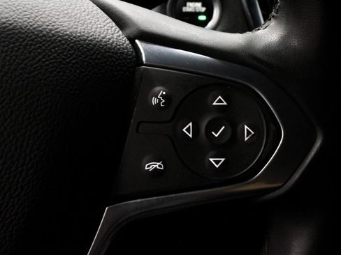 Used 2023 Chevrolet Traverse LT AWD/4WD image 29