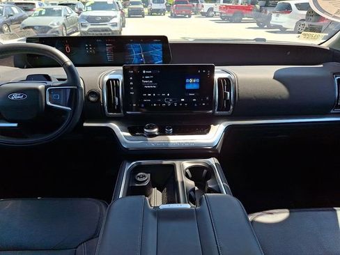 Certified 2025 Ford Expedition Max Platinum AWD/4WD image 21