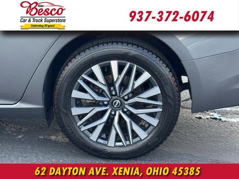 Used 2023 Nissan Altima 2.5 SV w/ SV Premium Package AWD/4WD image 5