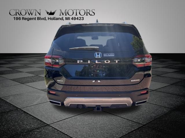 New 2026 Honda Pilot Touring image 9