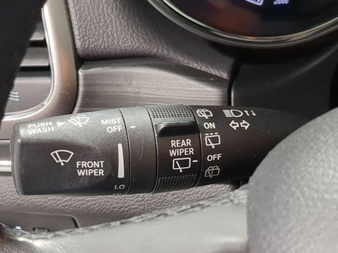 Used 2019 Jeep Grand Cherokee Limited AWD/4WD image 30