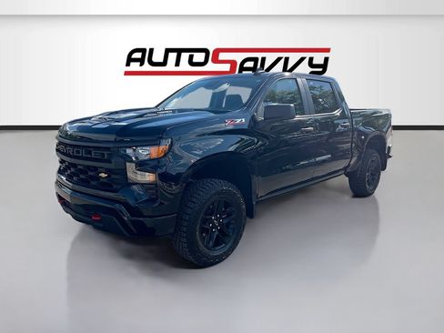 Used 2025 Chevrolet Silverado 1500 Custom Trail Boss AWD/4WD image 3