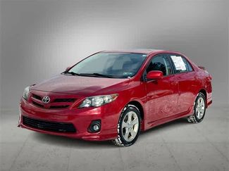 Used 2011 Toyota Corolla S video 1