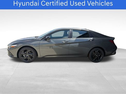 Used 2026 Hyundai Elantra Sport FWD image 2