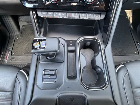 Used 2024 GMC Sierra 1500 AT4X image 25