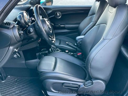 Used 2017 MINI Cooper S image 18