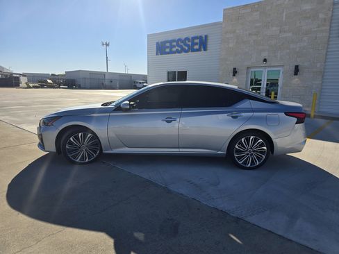 Used 2023 Nissan Altima 2.5 SL image 6
