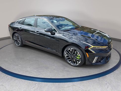 New 2026 Kia K5 GT FWD image 3