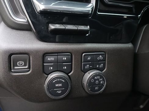 Used 2024 Chevrolet Silverado 2500 LTZ w/ LTZ Plus Package image 18