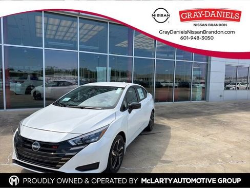 New 2025 Nissan Versa SR image 1