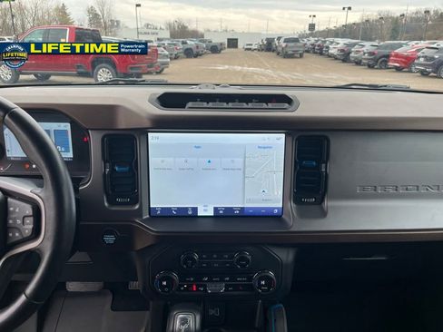 Used 2023 Ford Bronco Outer Banks w/ Sasquatch Package image 25