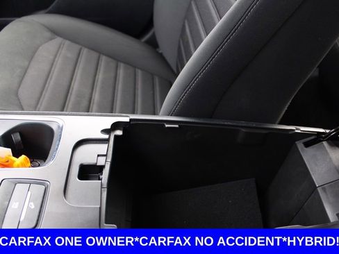 Used 2019 Ford Fusion SE image 40