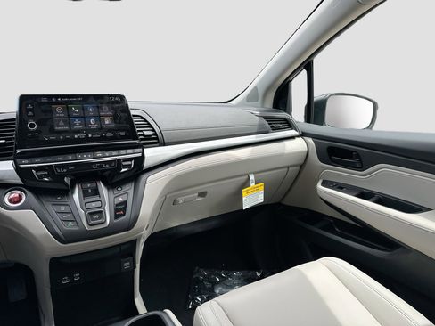New 2026 Honda Odyssey EX-L image 17