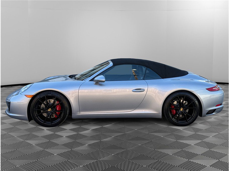 Used 2017 Porsche 911 Carrera S RWD image 2