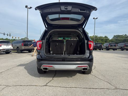 Used 2016 Ford Explorer Platinum AWD/4WD image 15
