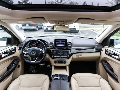 Used 2018 Mercedes-Benz GLE 43 AMG 4MATIC image 29