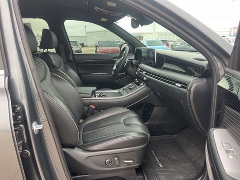 Used 2024 Hyundai Palisade Calligraphy image 57