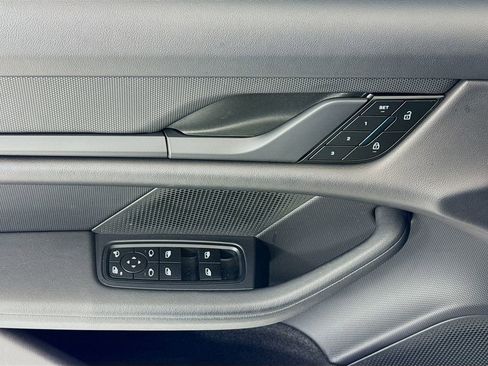 Certified 2023 Porsche Taycan w/ Premium Package RWD image 11