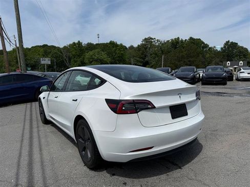 Used 2023 Tesla Model 3 Standard Range RWD image 3