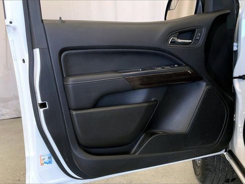 Used 2019 GMC Canyon SLE w/ Elevation Edition image 22