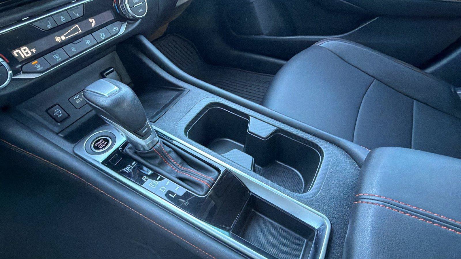 Used 2025 Nissan Sentra SR w/ SR Premium Package FWD image 30