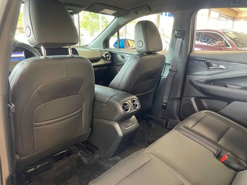 Used 2024 Chevrolet Blazer EV LT AWD/4WD image 19