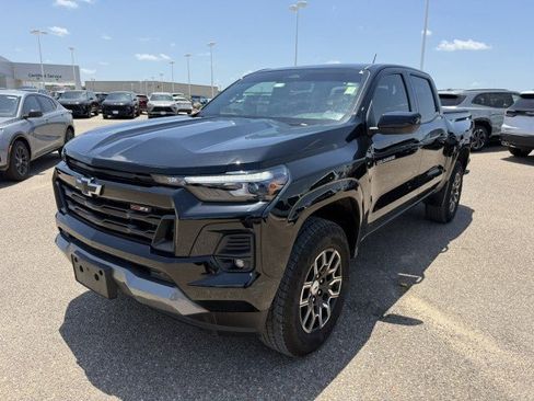 Used 2024 Chevrolet Colorado Z71 w/ Z71 Convenience Package 2 AWD/4WD image 5