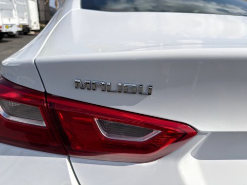 Used 2024 Chevrolet Malibu LT image 39