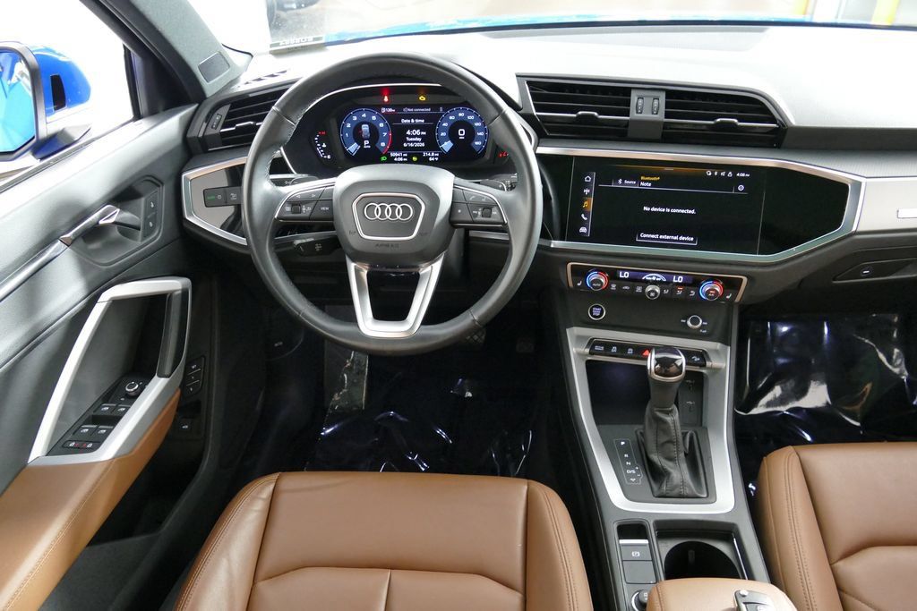 Used 2023 Audi Q3 2.0T Premium w/ Convenience Package AWD/4WD image 24