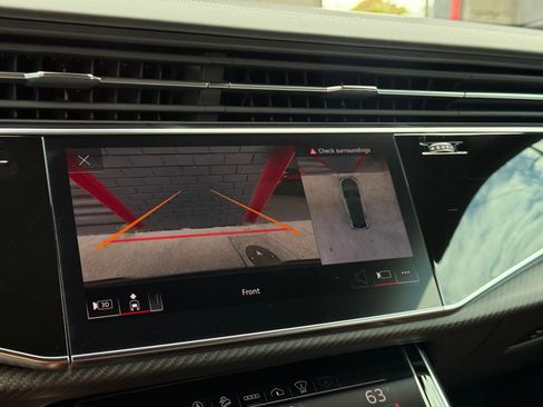 Used 2022 Audi RS Q8 w/ Carbon Optic Package AWD/4WD image 21
