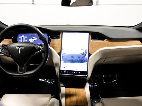 Used 2020 Tesla Model S Long Range image 16