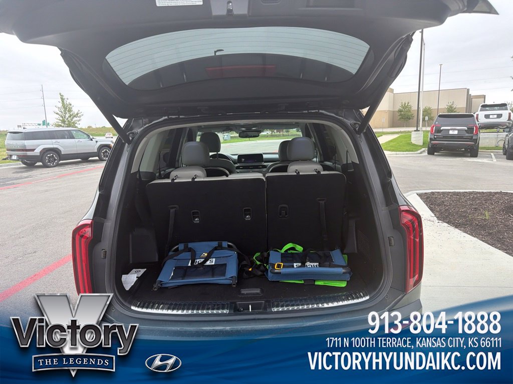 Used 2021 Kia Telluride SX w/ SX Prestige Package AWD/4WD image 11