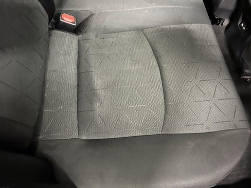 Used 2022 Toyota RAV4 XLE image 24