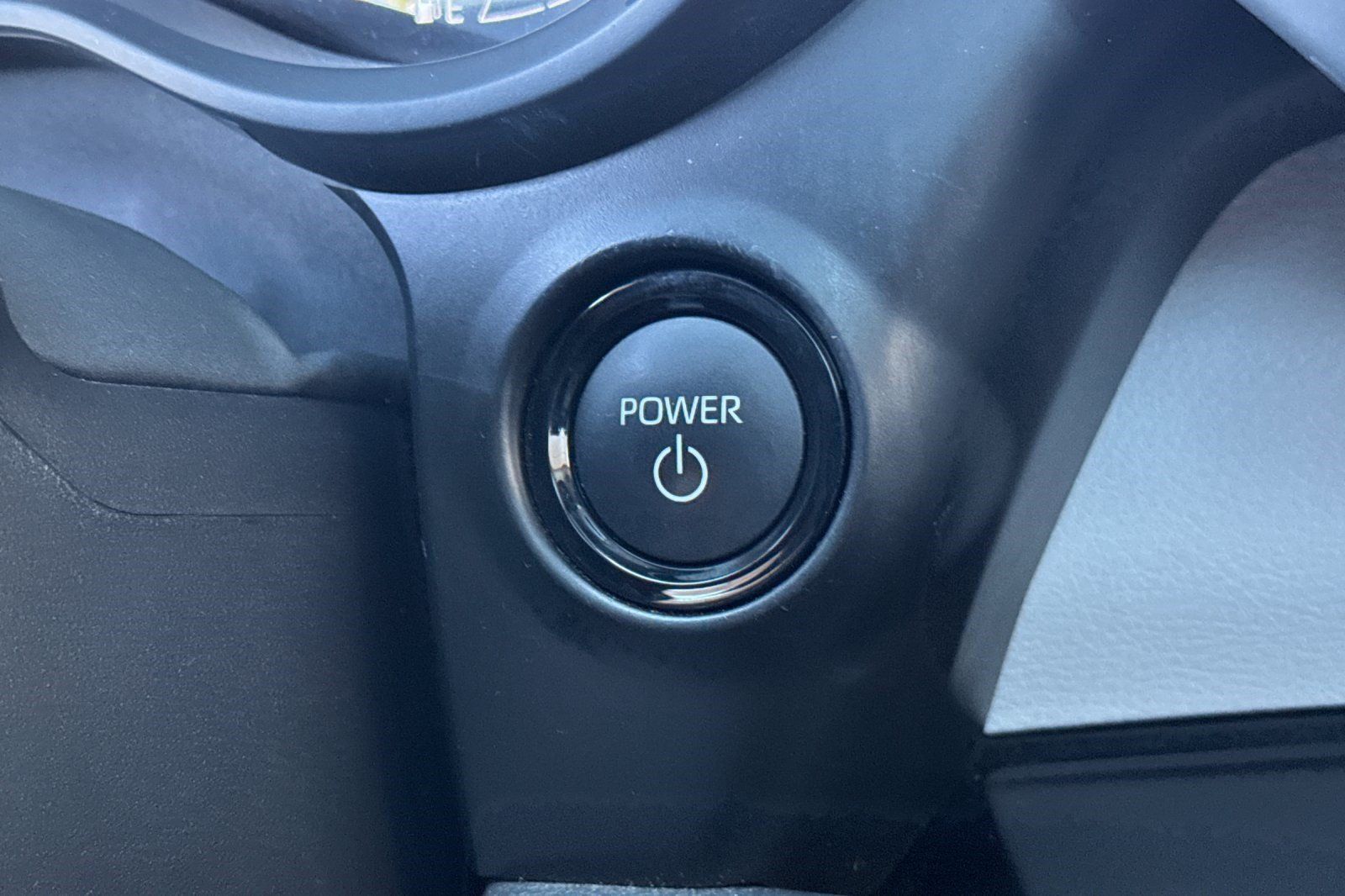 Used 2026 Toyota Sienna XLE FWD image 17