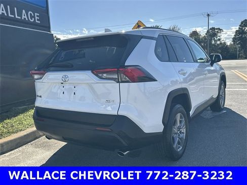 Used 2023 Toyota RAV4 XLE w/ Convenience Package image 6