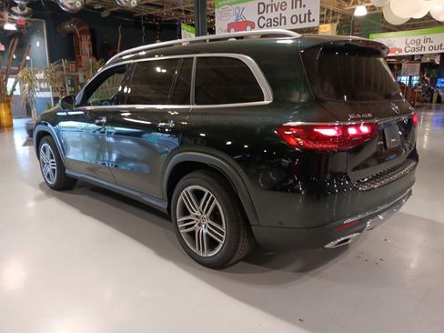 Used 2024 Mercedes-Benz GLS 450 4MATIC image 8