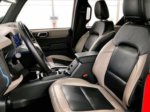 Certified 2024 Ford Bronco Wildtrak image 24