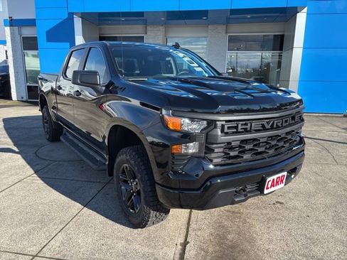 New 2026 Chevrolet Silverado 1500 Custom Trail Boss w/ Dark Appearance Package image 2