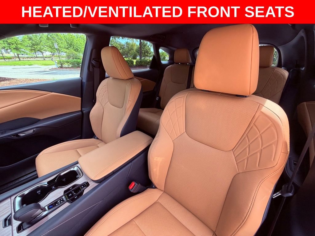 Certified 2025 Lexus RX 350 Premium w/ Accessory Package (Z1) FWD image 14
