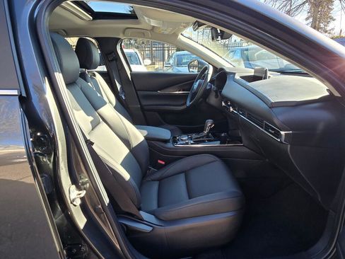 Certified 2025 MAZDA CX-30 AWD 2.5 S w/ Preferred Package image 12